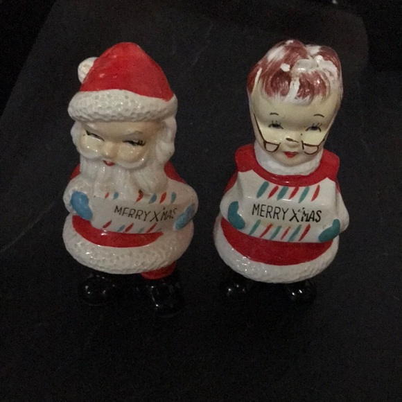 Santa Clause and Mrs Santa Clause Salt and Pepper Shakers - Vintage - as… - Picture 1 of 10